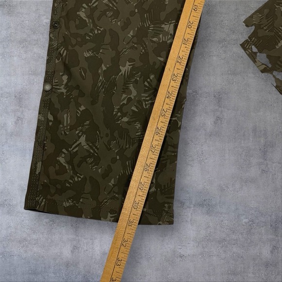 Prana Stretch Zion Pants II Men's Size 32X30 Evergreen Camo Roll Hem Hybrid NWT - Picture 6 of 8